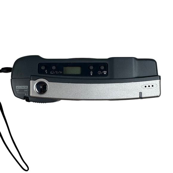 Sanyo VPC-G200 Vintage Digital Camera - Picture 6 of 12